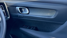 Volvo Xc40 1.5 T5 Recharge PHEV R DESIGN Pro 5dr Auto Estate